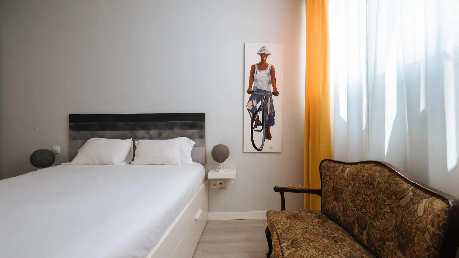 Suite Batihojas Seville 0*,  Spain