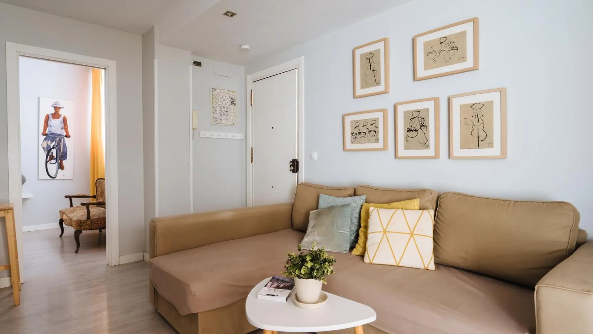 Suite Batihojas Seville 0*,  Spain